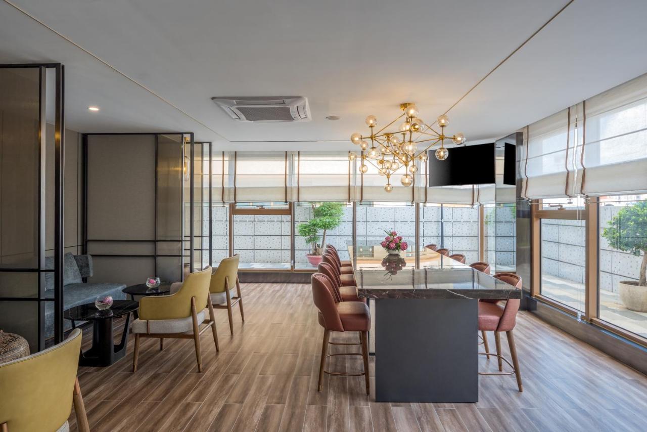 Hotel Oakwood Premier Phnom Penh Extérieur photo